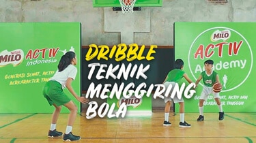 Teknik Menggring Bola
