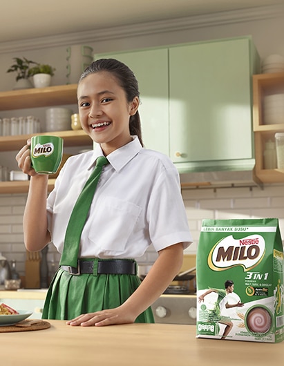 4 Manfaat Konsumsi Susu Coklat Bubuk Sebelum Sekolah